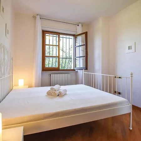 Amazing In W/ 5 Bedrooms Сasa de vacaciones