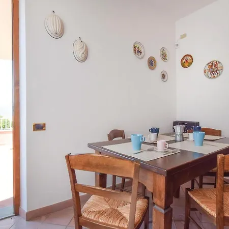 Amazing In W/ 5 Bedrooms * Sarzana